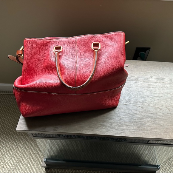 Downey and Burke purses. None of them have been used more than 10 times. - Picture 5 of 12